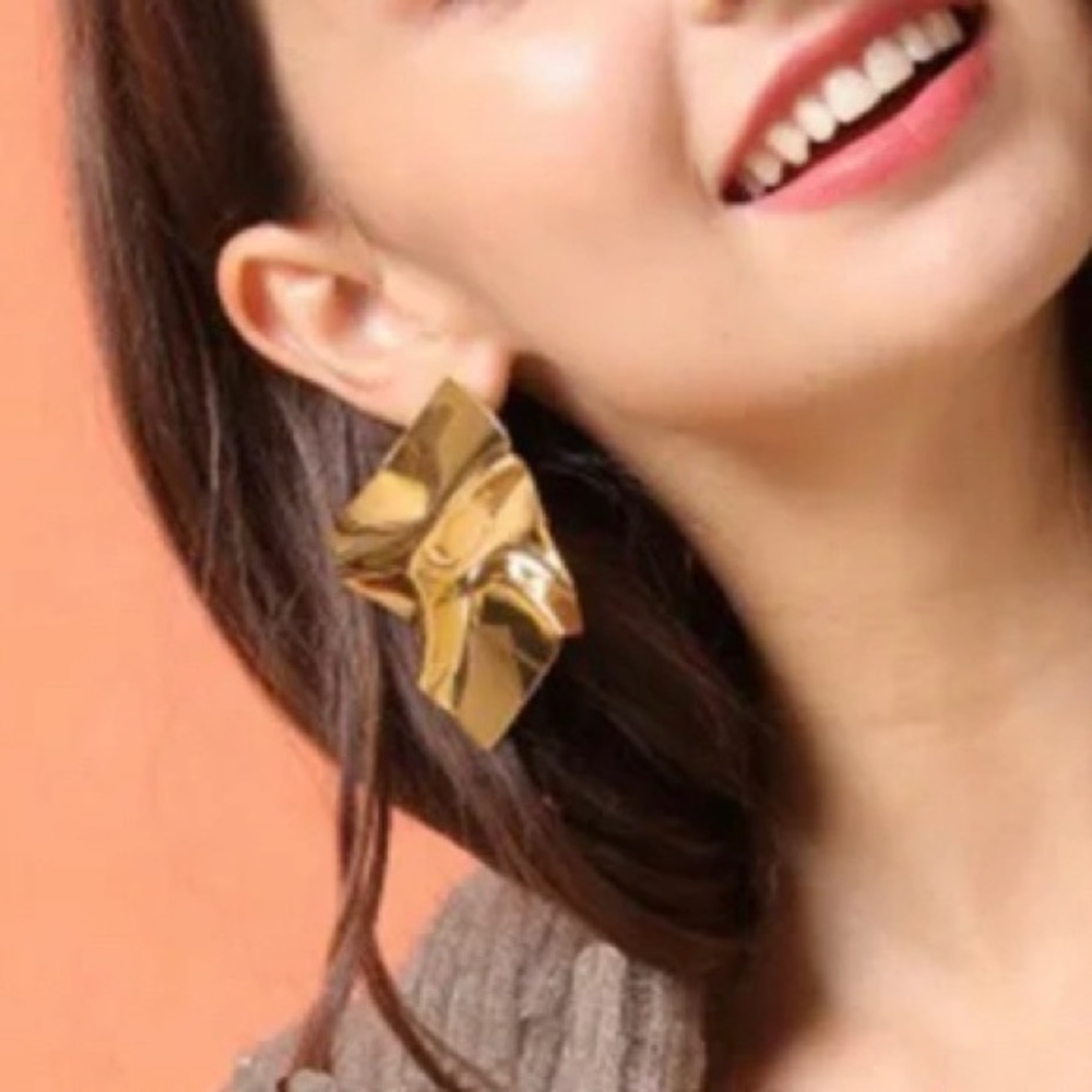 Gold Irregular Square Metal Stud
Earrings - Picture 3 of 6
